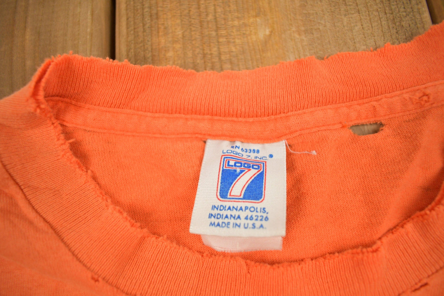 Vintage 1990s Cleveland Browns NFL Logo 7 Graphic T-Shirt Men's Large from propervintagecanada