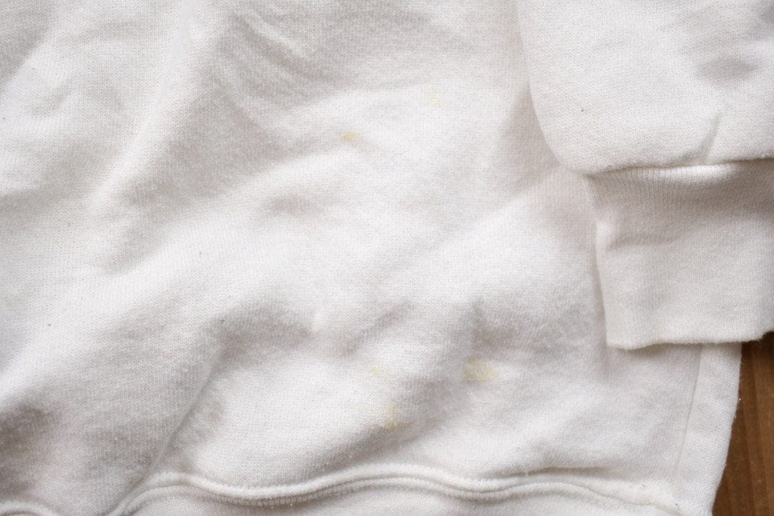 Vintage 1990s Clover Theme Crewneck Sweatshirt Men's Small from propervintagecanada