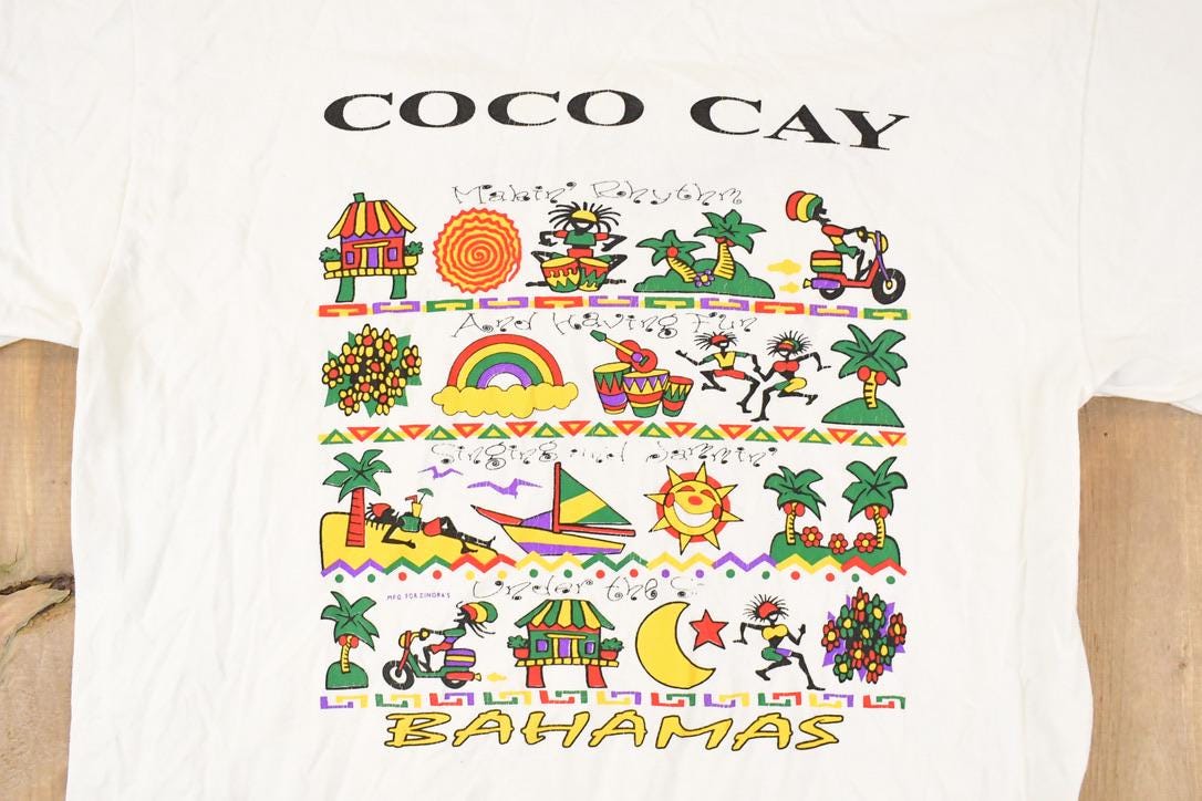 Vintage 1990s Coco Cay Souvenir Travel T-Shirt Men's M / Bahamas Destination Shirt / 90s Single Stitch Graphic Tee / Made in USA from propervintagecanada