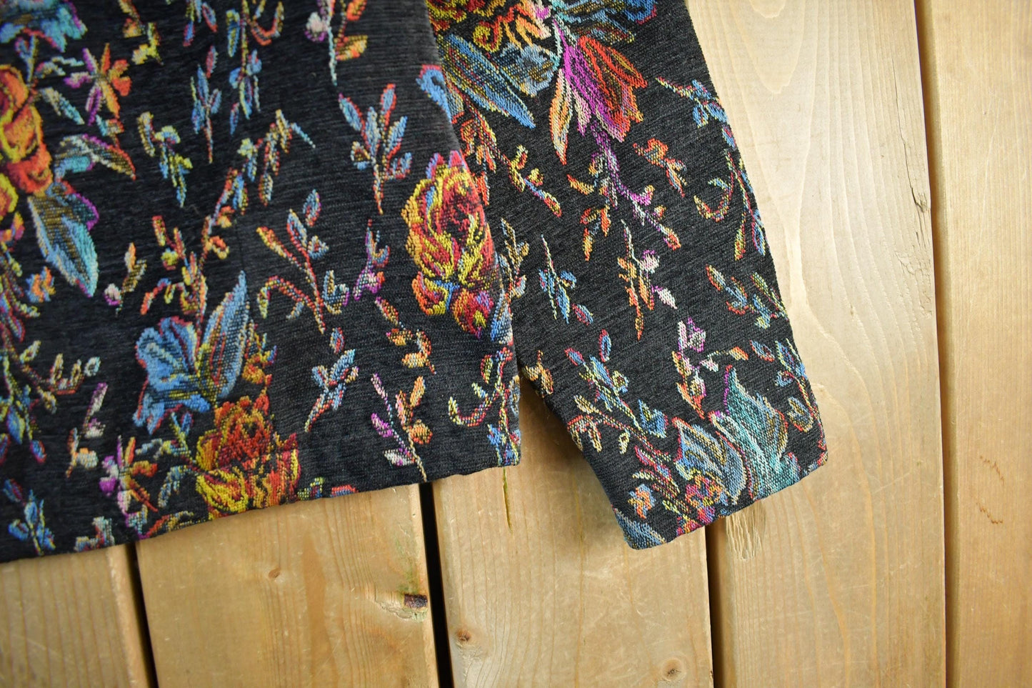 Vintage 1990s Coldwater Creek All Over Print Quilted Blazer Women's M from propervintagecanada