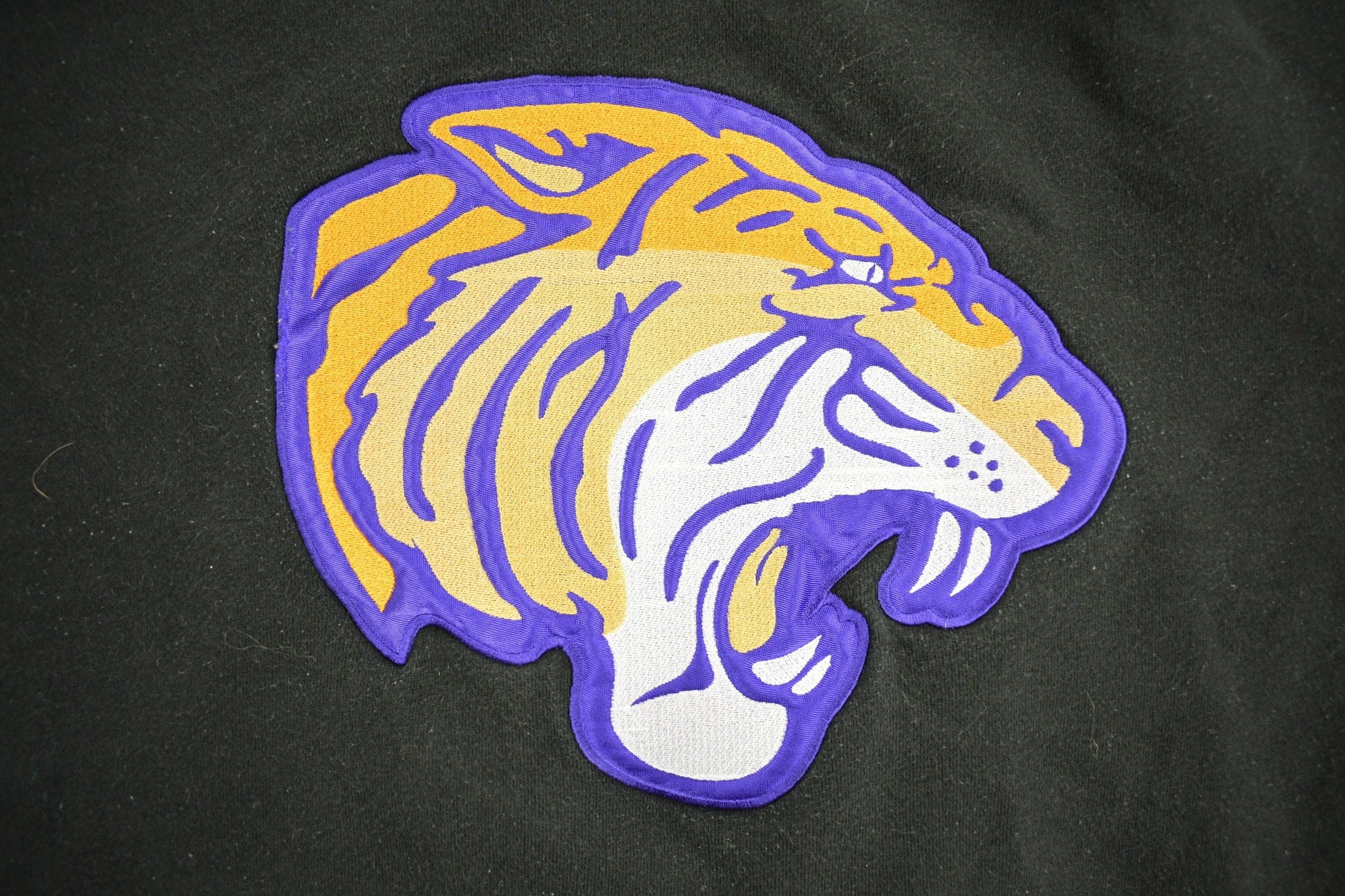 Vintage 1990s Collegiate Tigers Black Hoodie Men's Large from propervintagecanada