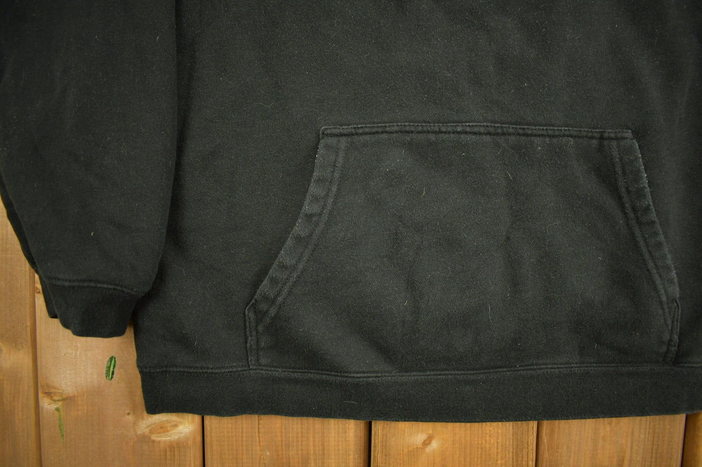 Vintage 1990s Collegiate Tigers Black Hoodie Men's Large from propervintagecanada