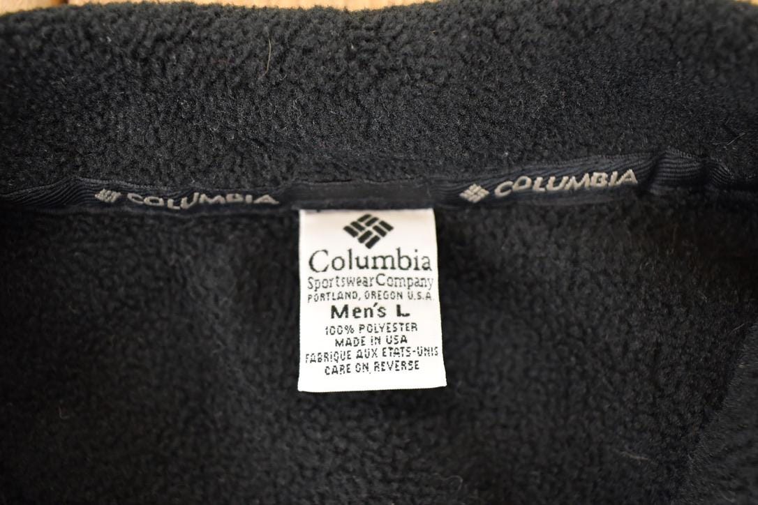 Vintage 1990s Columbia Fleece Outdoorsman Sweater Vest Men's L from propervintagecanada
