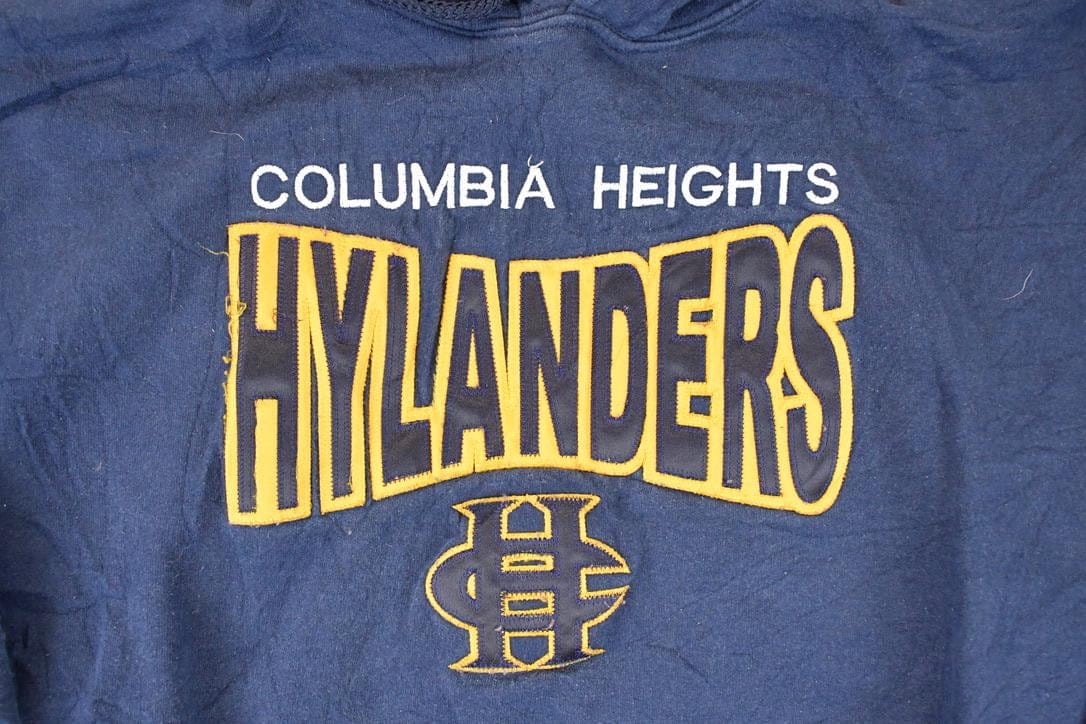 Vintage 1990s Columbia Hylanders Embroidered University Hoodie Sweater Men's M from propervintagecanada