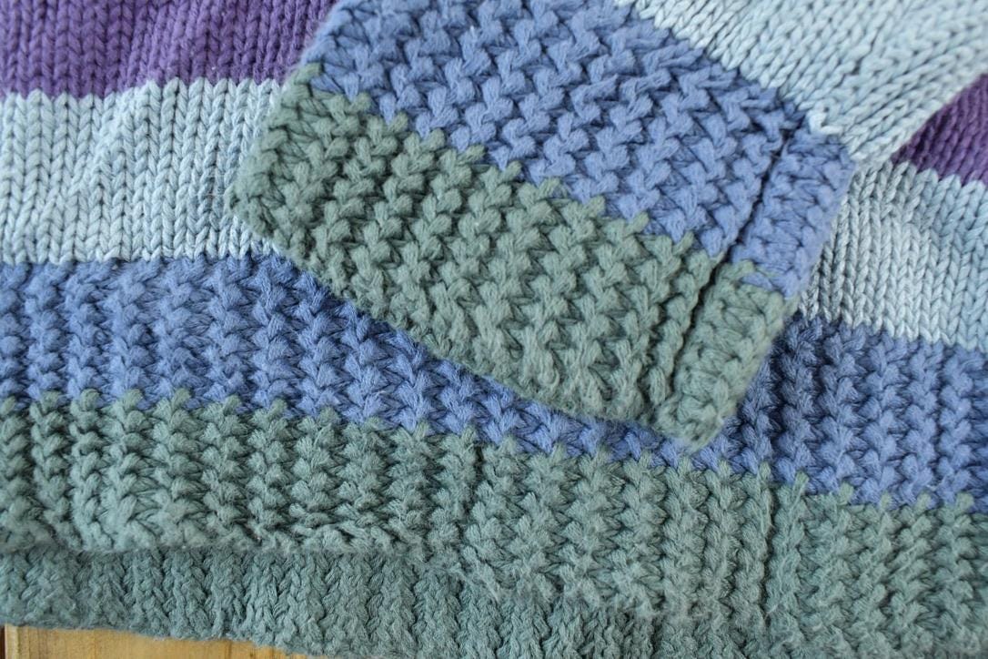 Vintage 1990s Columbia Knit Striped Turtleneck Sweater Women's M from propervintagecanada