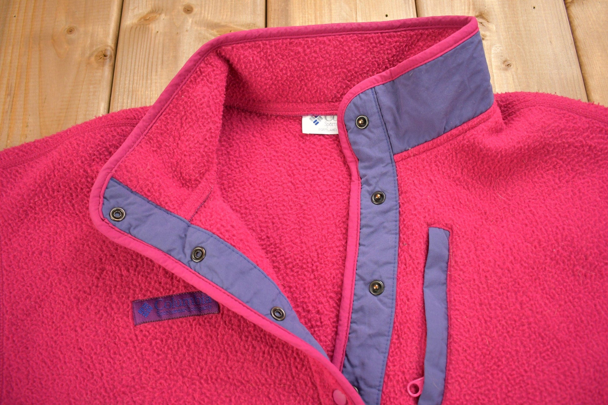 Vintage 1990s Columbia Pink T Snap Fleece Sweatshirt from propervintagecanada