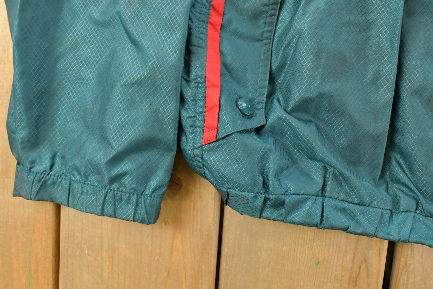 Vintage 1990s Columbia Sportswear Full Zip Windbreaker Jacket Men's Medium from propervintagecanada