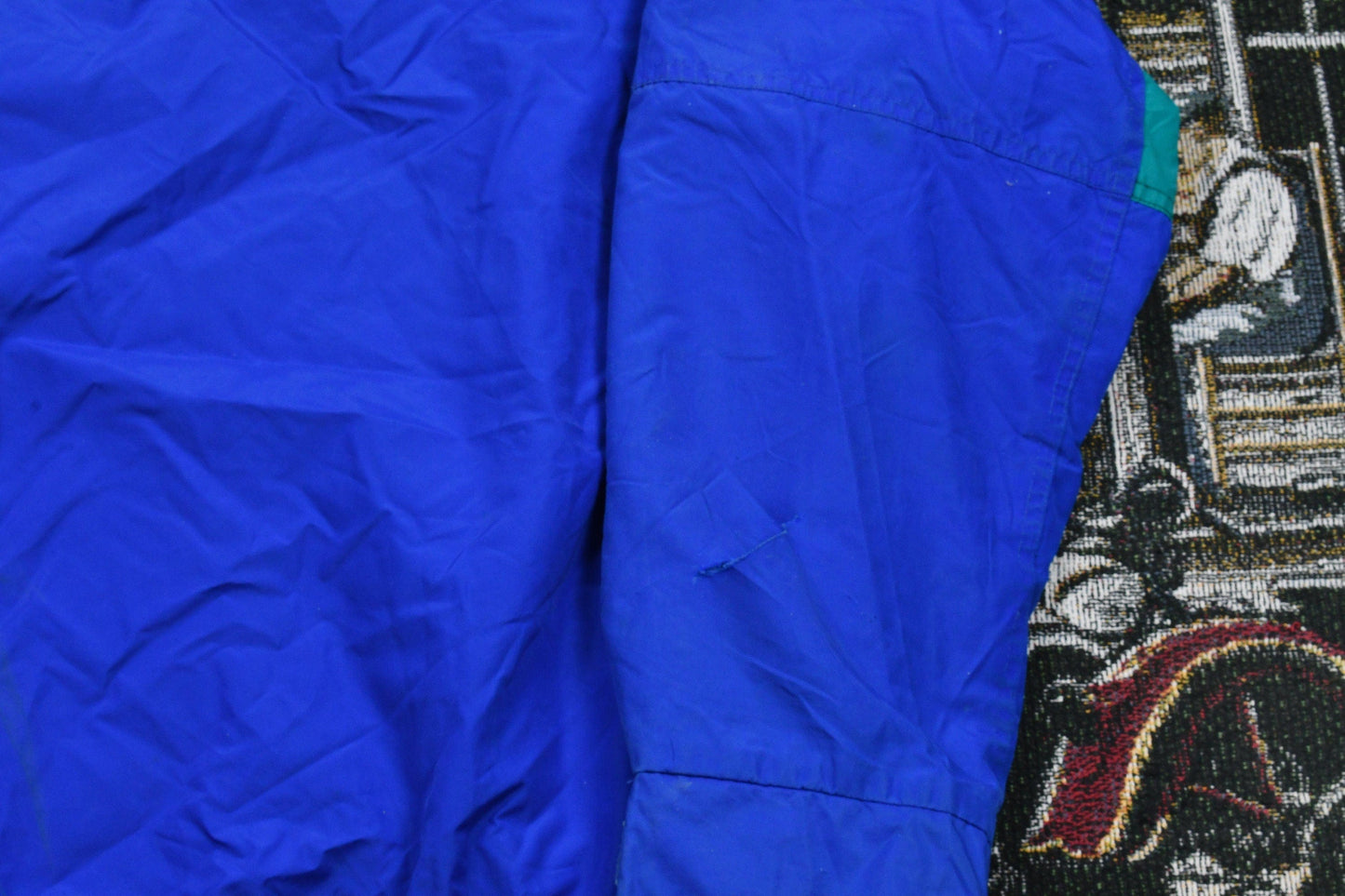 Vintage 1990s Columbia Sportswear Windbreaker Men's XL from propervintagecanada