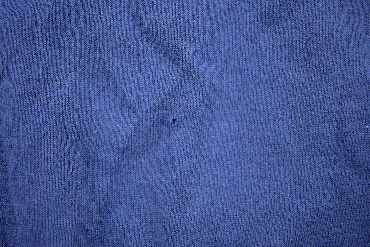 Vintage 1990s Columbus Blue Jackets NHL Distressed Crewneck Sweater Men's M from propervintagecanada