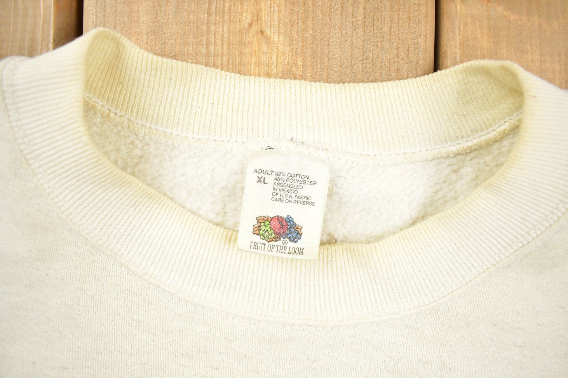 Vintage 1990s Comic Relief VII Graphic Crewneck Sweatshirt Men's XL from propervintagecanada