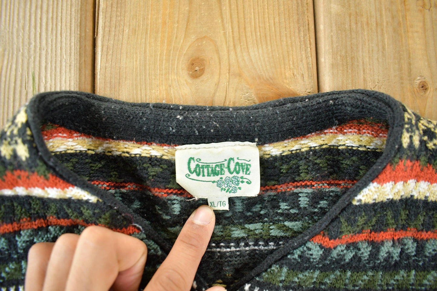 Vintage 1990s Cottage Cove Knit Cardigan Sweater Women's Large from propervintagecanada