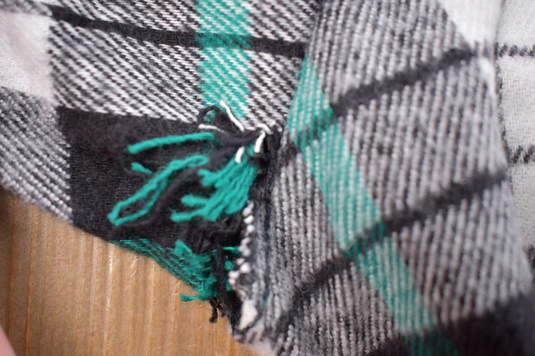 Vintage 1990s Country Wear Plaid Flannel Button Up Shirt Men's Large from propervintagecanada