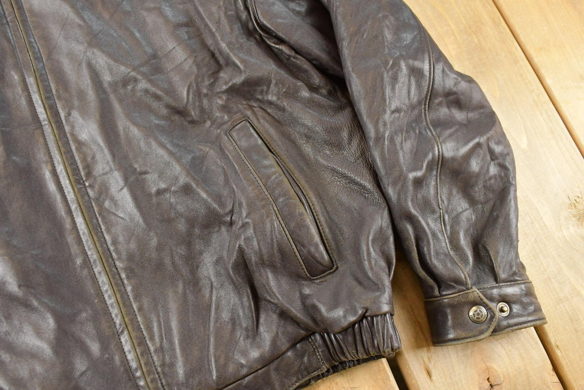 Vintage 1990s Couture by J Park Leather Bomber Jacket Men's L / 90s Streetwear / Outerwear / Outdoorsman from propervintagecanada