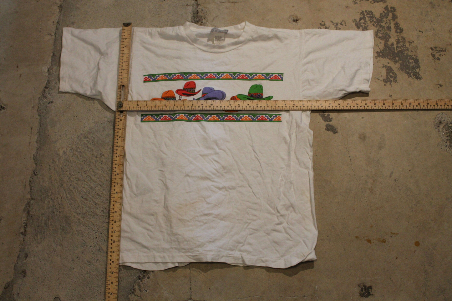 Vintage 1990s Cowboy Hat Western Style T Shirt Men's Large from propervintagecanada