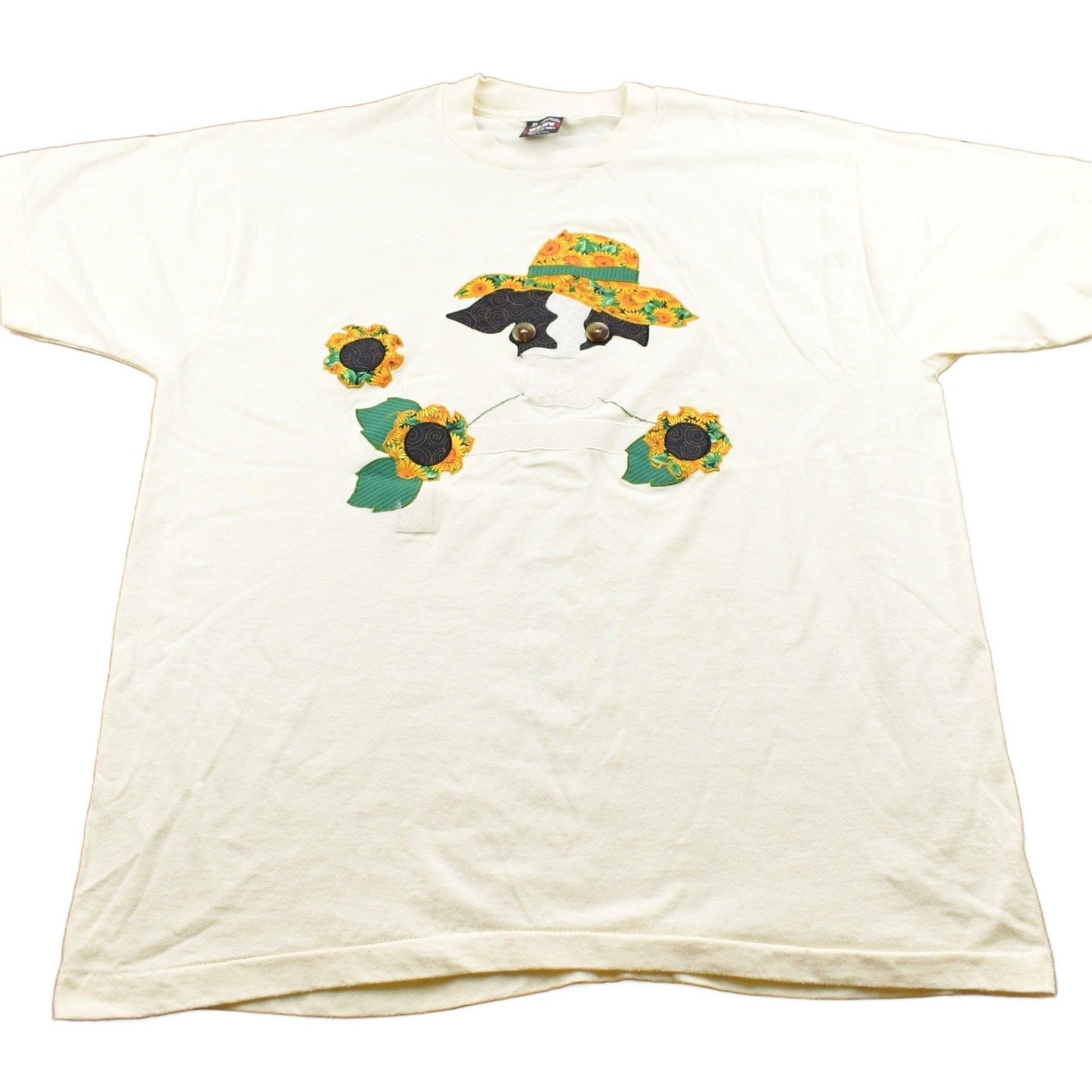 Vintage 1990s Cows and Sunflowers Graphic T Shirt Men's XL from propervintagecanada