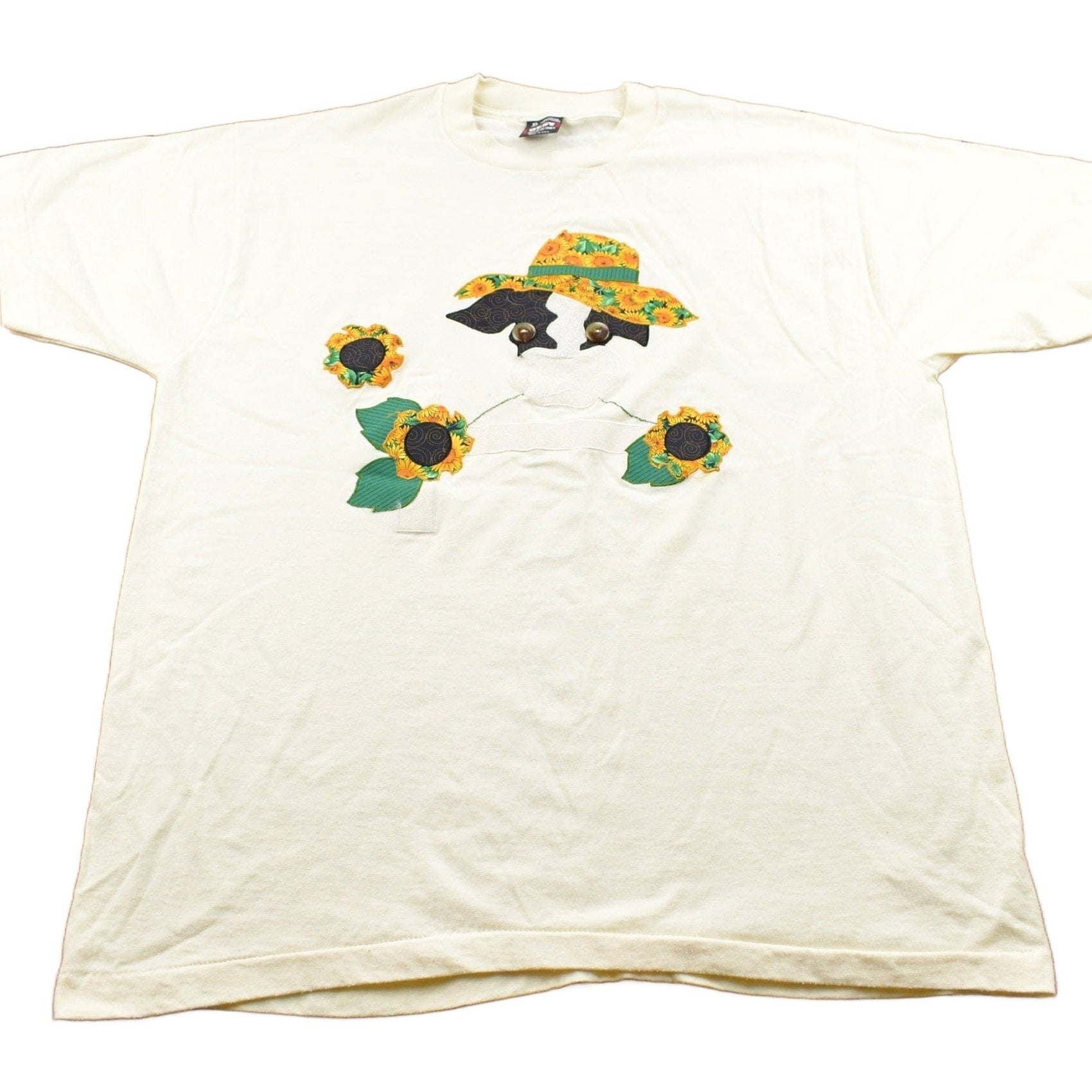 Vintage 1990s Cows and Sunflowers Graphic T Shirt Men's XL from propervintagecanada