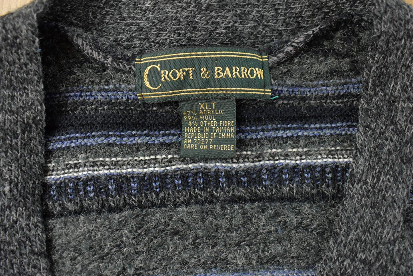 Vintage 1990s Croft & Barrow Abstract Knit Cardigan Sweater Vest Men's XL Tall from propervintagecanada