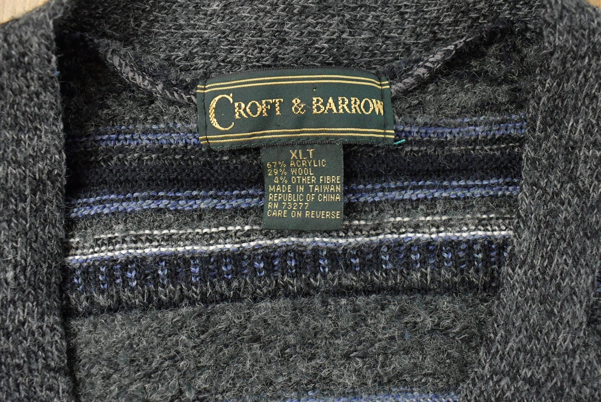 Vintage 1990s Croft & Barrow Abstract Knit Cardigan Sweater Vest Men's XL Tall from propervintagecanada