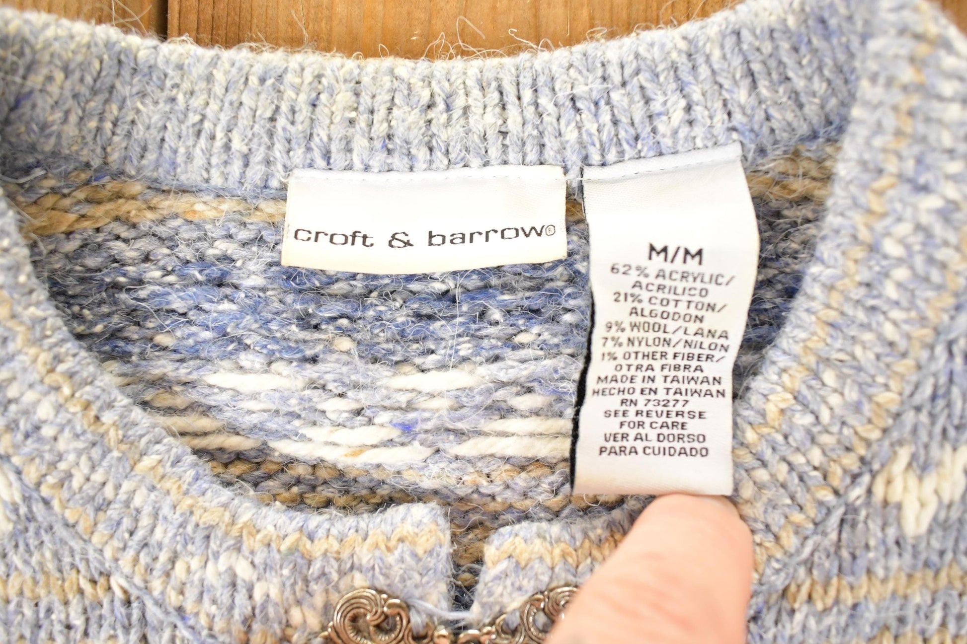 Vintage 1990s Croft & Barrow fair isle metal clasp Knit Cardigan Sweater Women's L from propervintagecanada