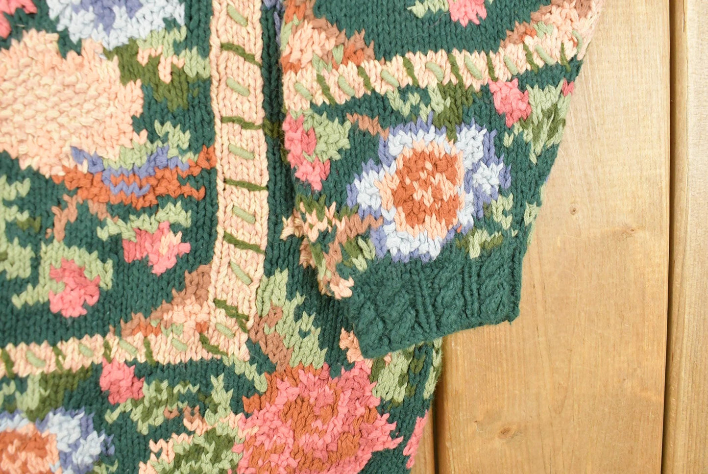 Vintage 1990s Crystal-Kobe Knit Floral Sweater Women's Large from propervintagecanada