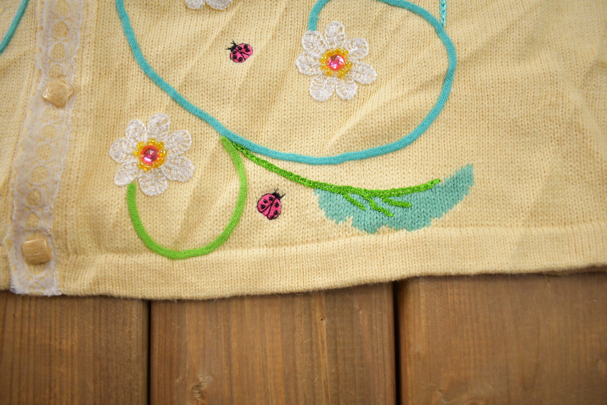 Vintage 1990s Cute Floral Theme Knit Cardigan Women's 2X from propervintagecanada