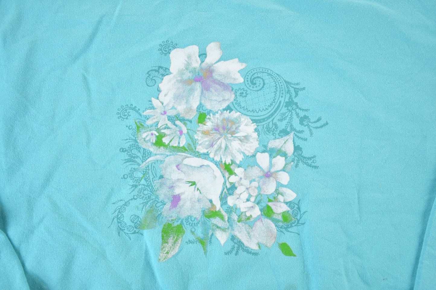 Vintage 1990s Cute Flowers Crewneck Sweater Men's Large from propervintagecanada