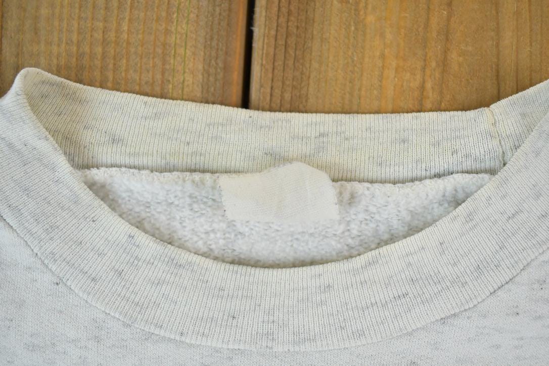 Vintage 1990s Cute Labrador Dog Crewneck Sweater Men's XL from propervintagecanada