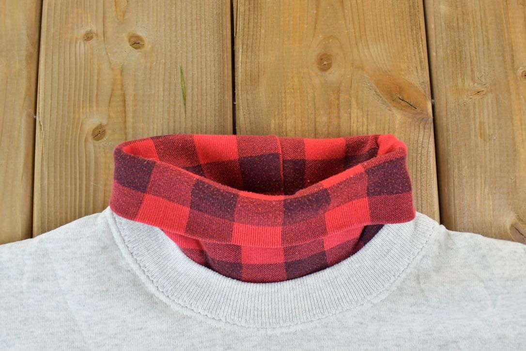 Vintage 1990s Cute Plaid Teddy Bear Embroidered Collared Crewneck Sweater Men's Large from propervintagecanada