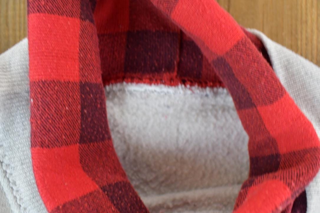 Vintage 1990s Cute Plaid Teddy Bear Embroidered Collared Crewneck Sweater Men's Large from propervintagecanada