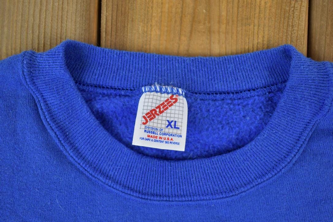 Vintage 1990s Cute Pumpkin Scarecrow Halloween Crewneck Sweater Men's Large from propervintagecanada
