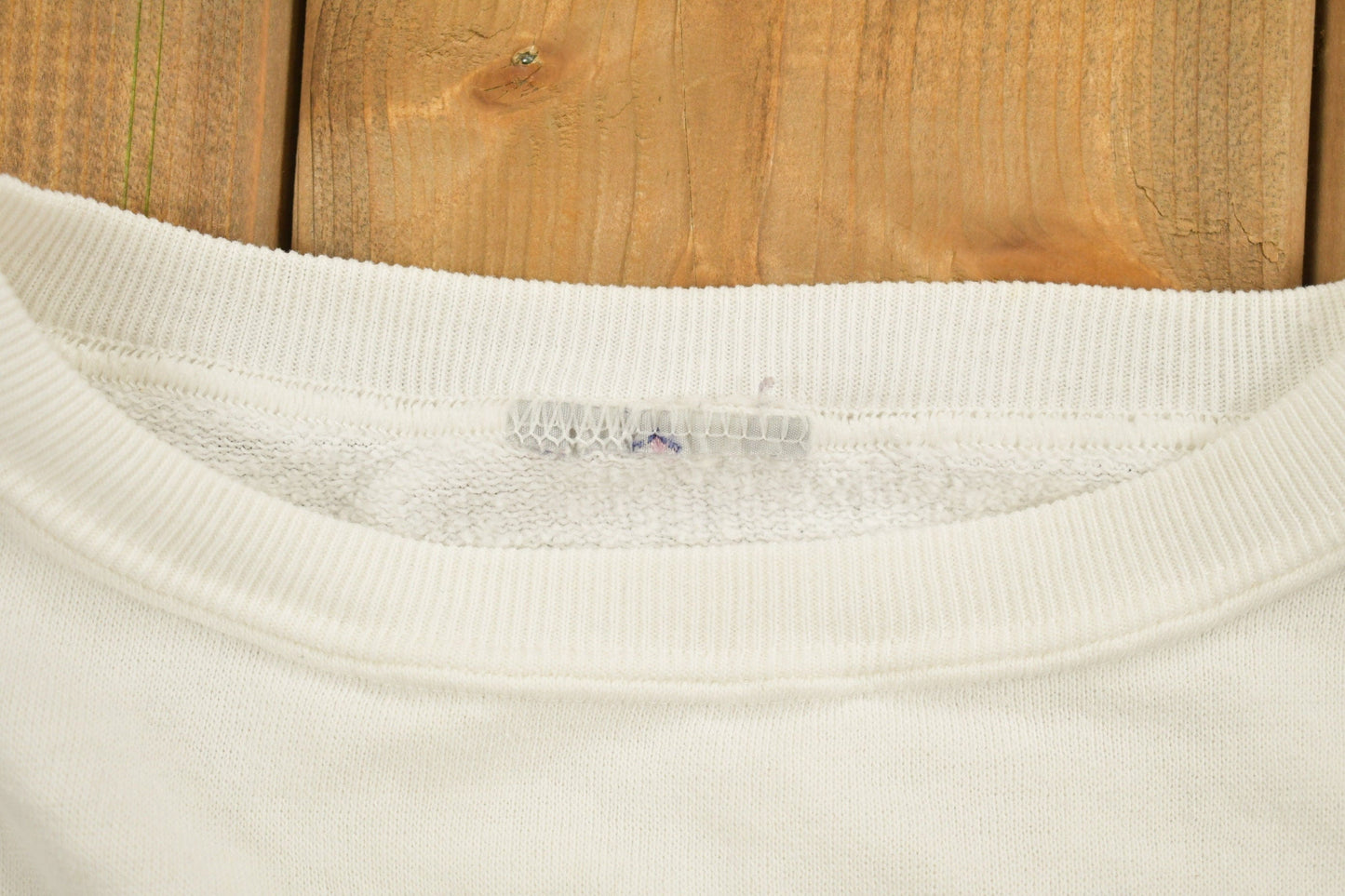 Vintage 1990s Cute Skiing Rabbit Crewneck Sweatshirt Women's Small from propervintagecanada