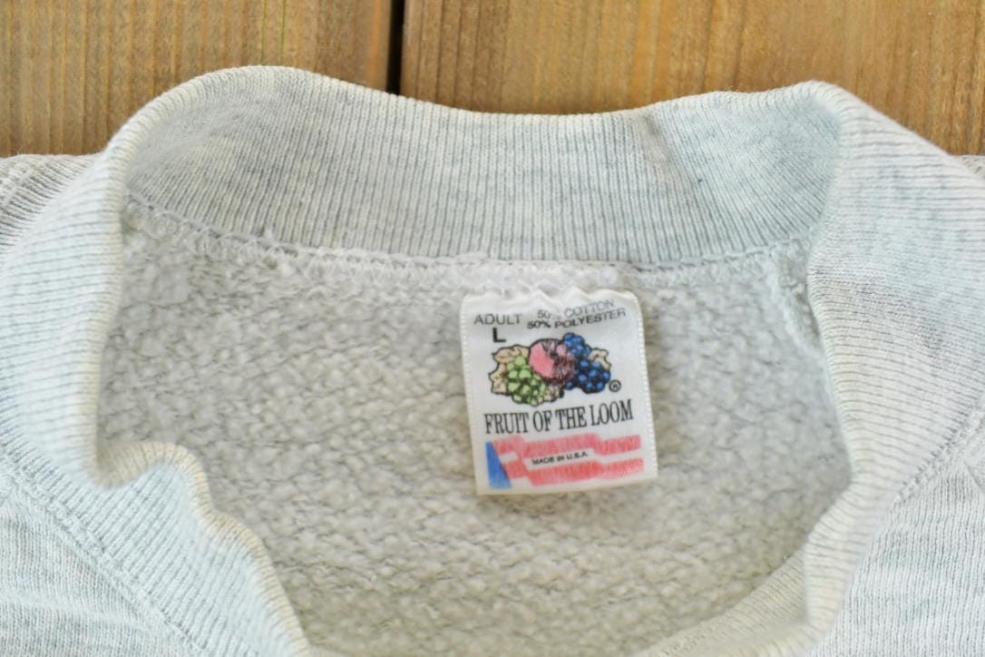 Vintage 1990s Cute Sleeping Kitten Crew Neck Sweater Men's Large from propervintagecanada