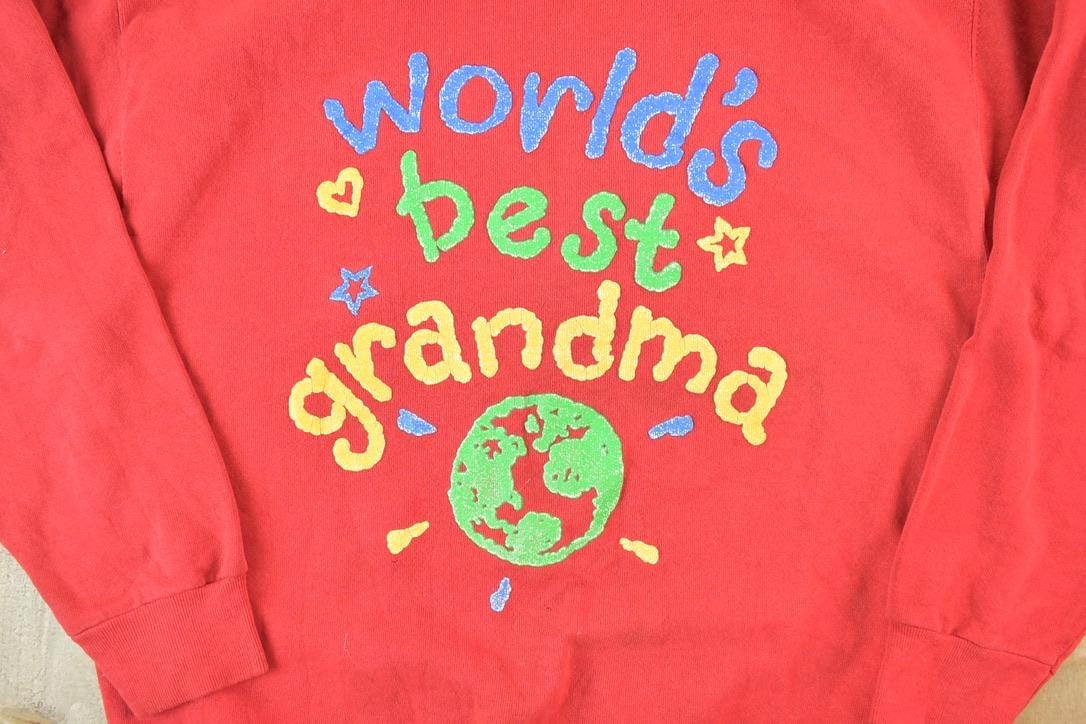 Vintage 1990s Cute Worlds Best Grandma Crewneck Sweater Men's M from propervintagecanada