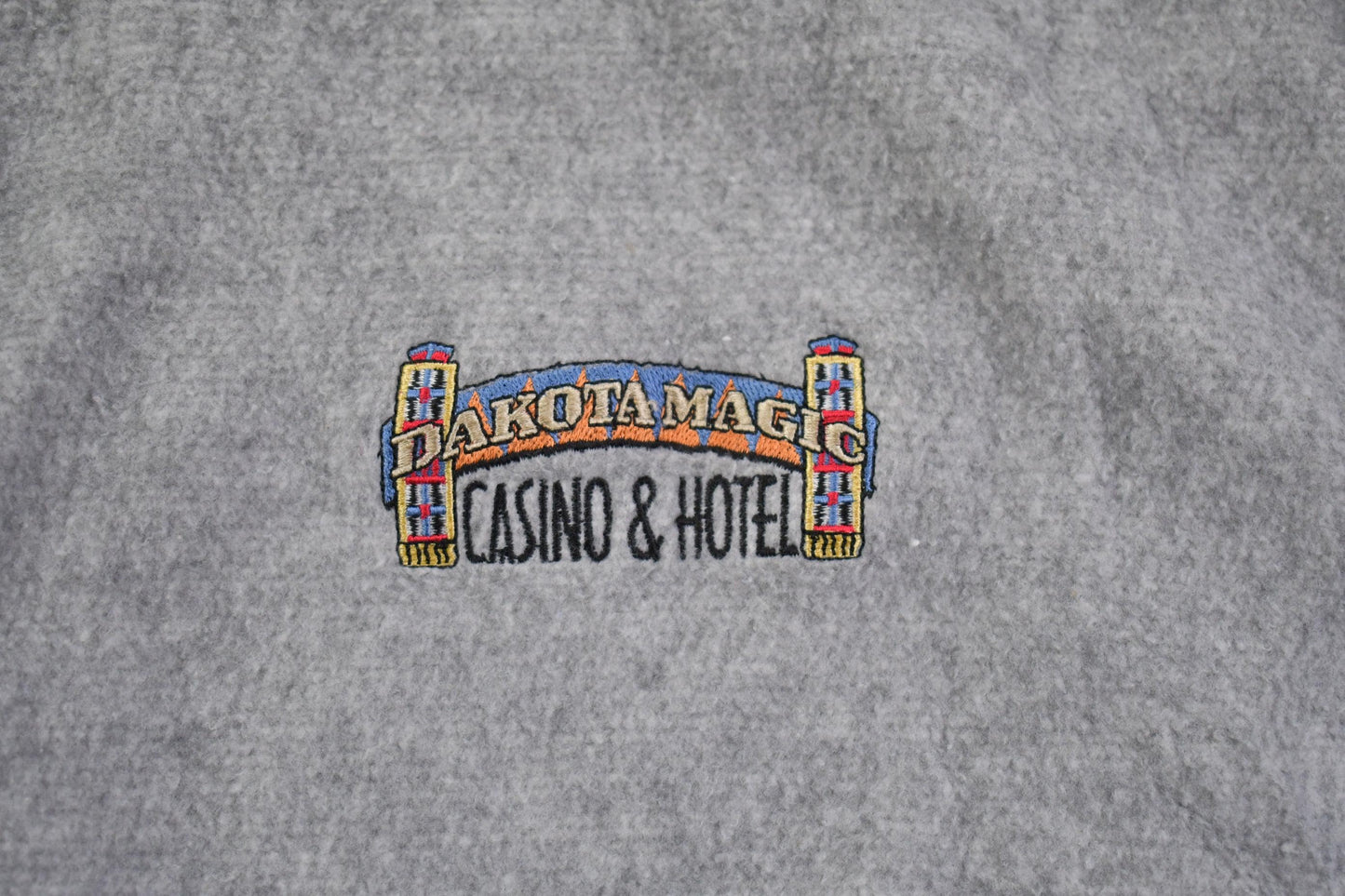 Vintage 1990s Dakota Magic Casino & Hotel Fleece Crewneck Sweatshirt Men's 2XL from propervintagecanada
