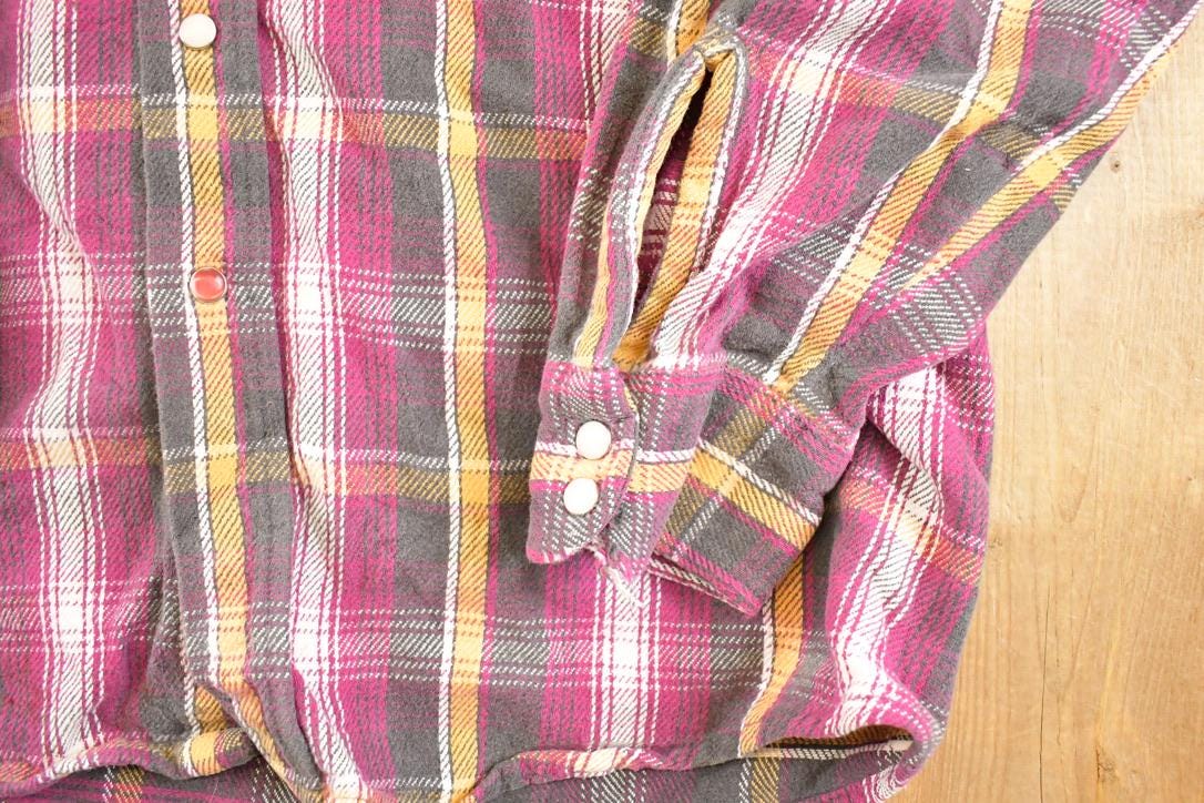 Vintage 1990s Dakota Plaid Button Up Shirt Men's M from propervintagecanada