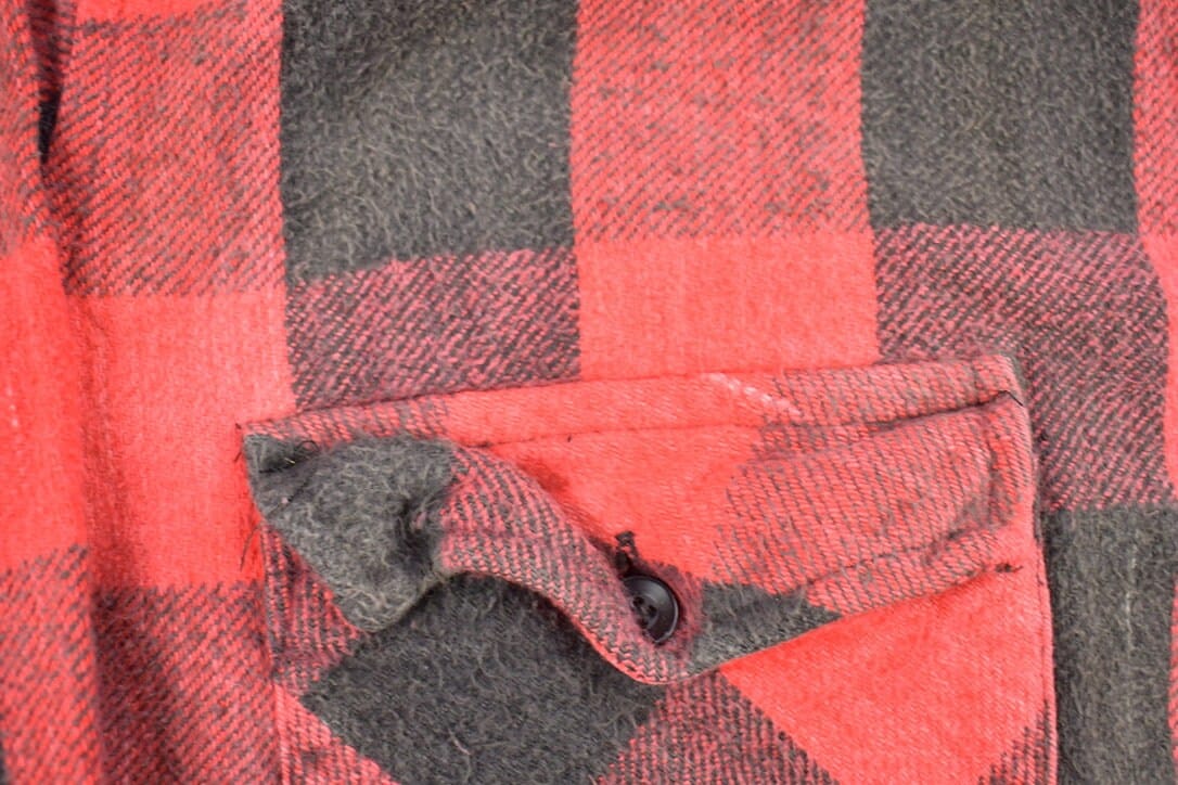 Vintage 1990s Dakota Plaid Flannel Button Up Shirt Men's XL from propervintagecanada