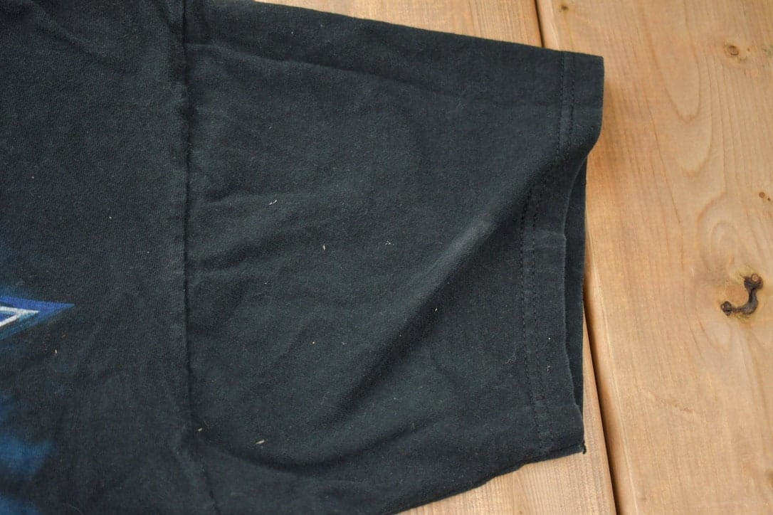 Vintage 1990s Dallas Cowboys Liquid Blue Graphic T-Shirt Men's Large from propervintagecanada