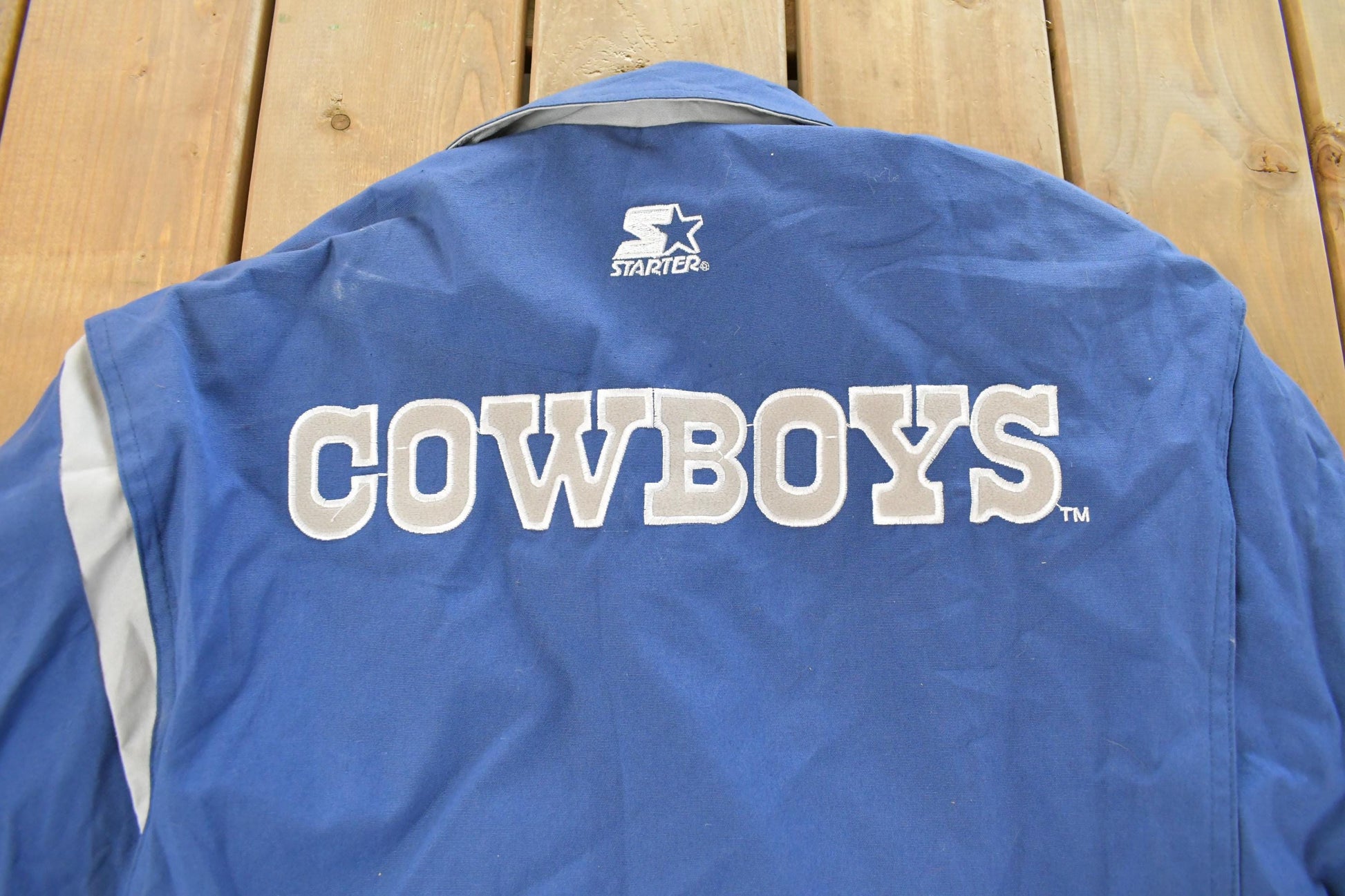 Vintage 1990s Dallas Cowboys Starter NFL Windbreaker Jacket Men's Large from propervintagecanada