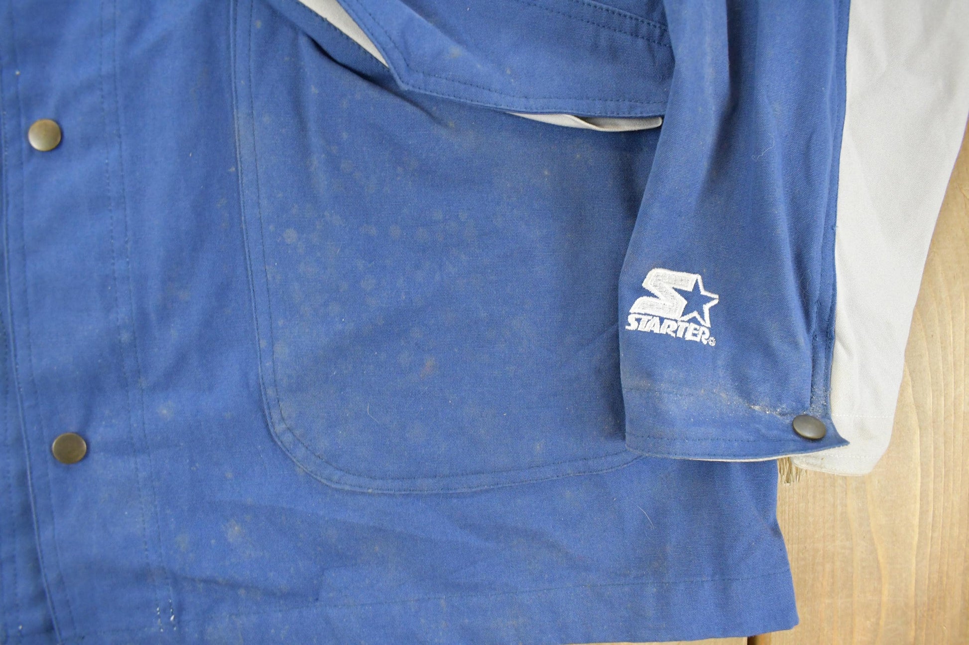 Vintage 1990s Dallas Cowboys Starter NFL Windbreaker Jacket Men's Large from propervintagecanada