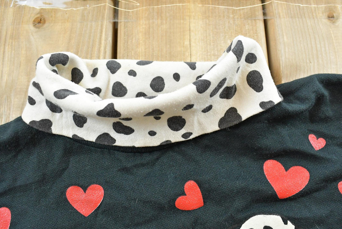 Vintage 1990s Dalmatians Valentines Hearts Turtleneck Sweatshirt Women's S from propervintagecanada