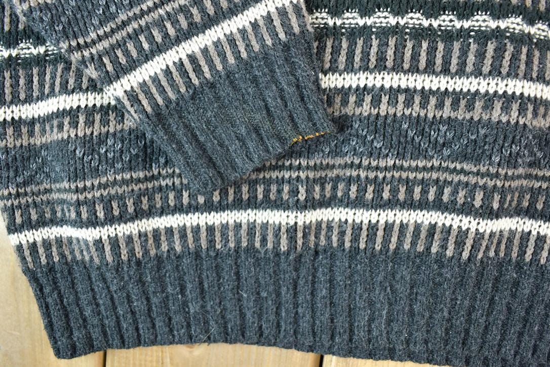 Vintage 1990s David Taylor Knit Abstract Striped Pattern Crewneck Sweater Made In USA Men's Large from propervintagecanada