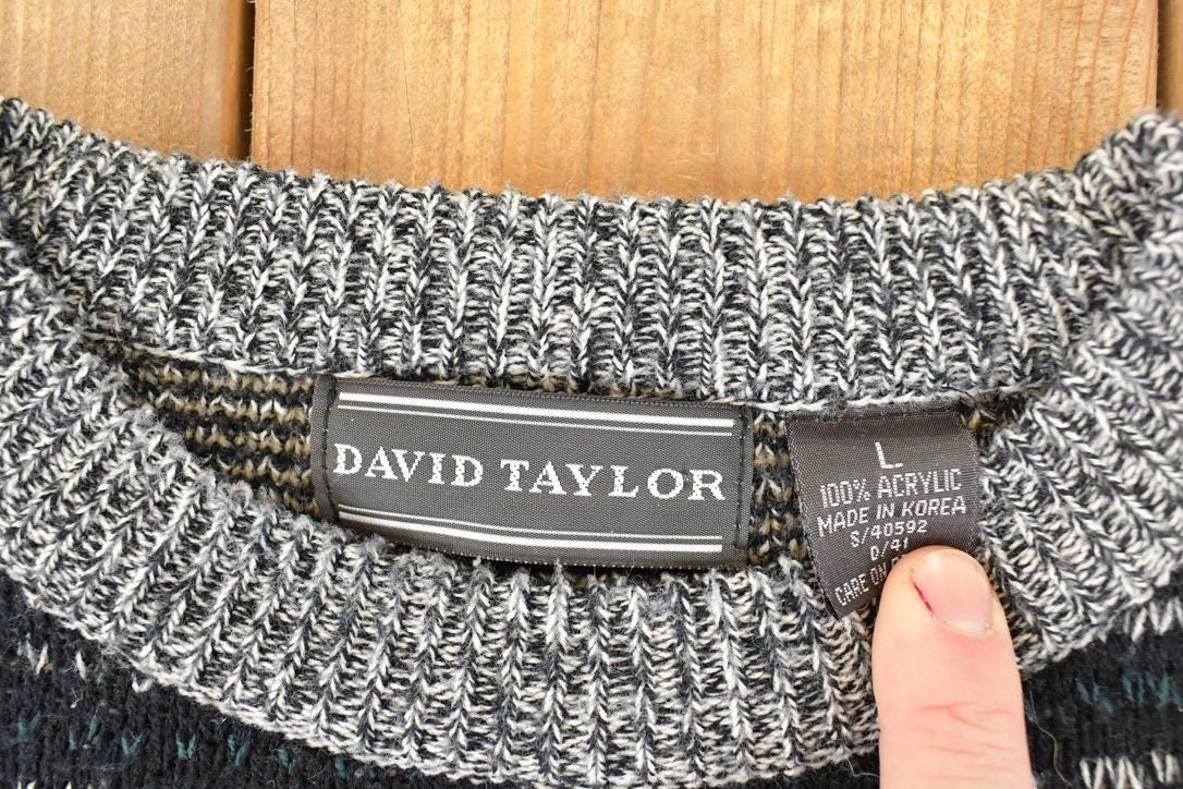 Vintage 1990s David Taylor Knit Sweater Men's L from propervintagecanada