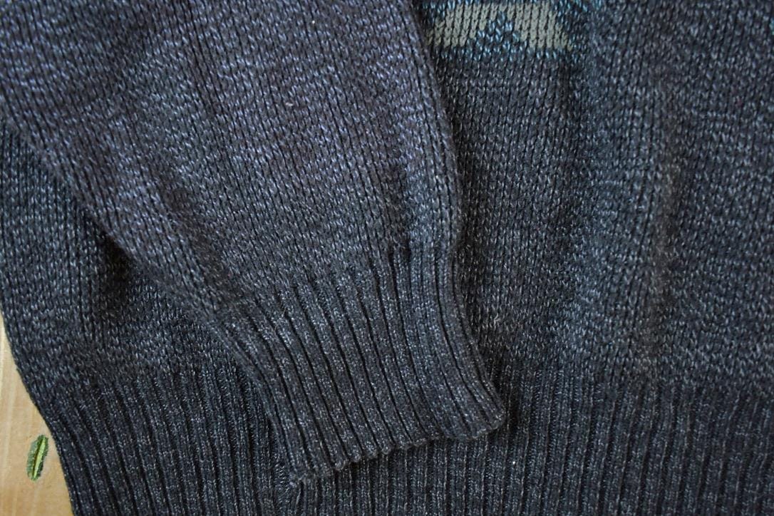 Vintage 1990s De Sonos Knit Abstract Pattern Crewneck Sweater Men's Large from propervintagecanada