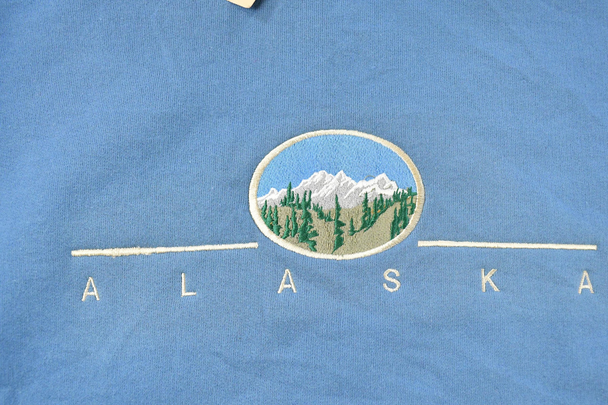 Vintage 1990s Deadstock Alaska Travel Turtleneck Sweatshirt Man's Large Men's Large from propervintagecanada