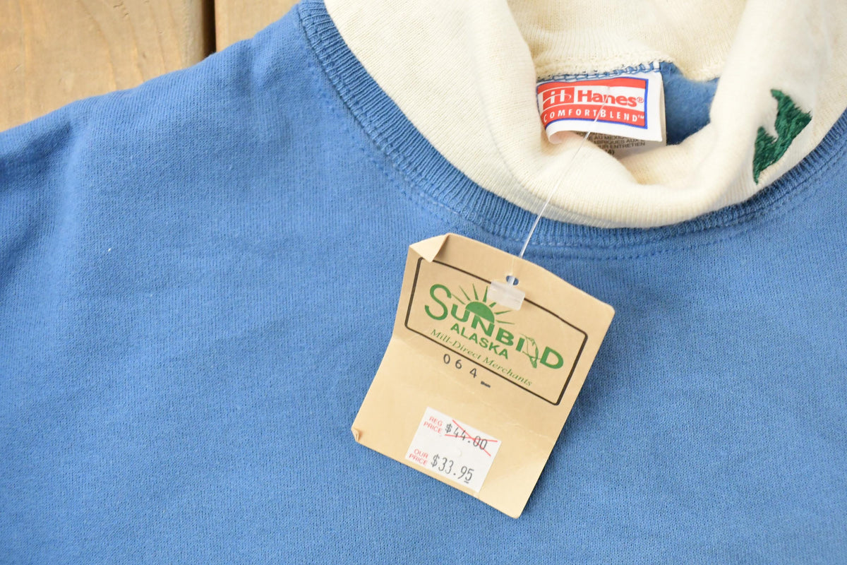 Vintage 1990s Deadstock Alaska Travel Turtleneck Sweatshirt Man's Large Men's Large from propervintagecanada