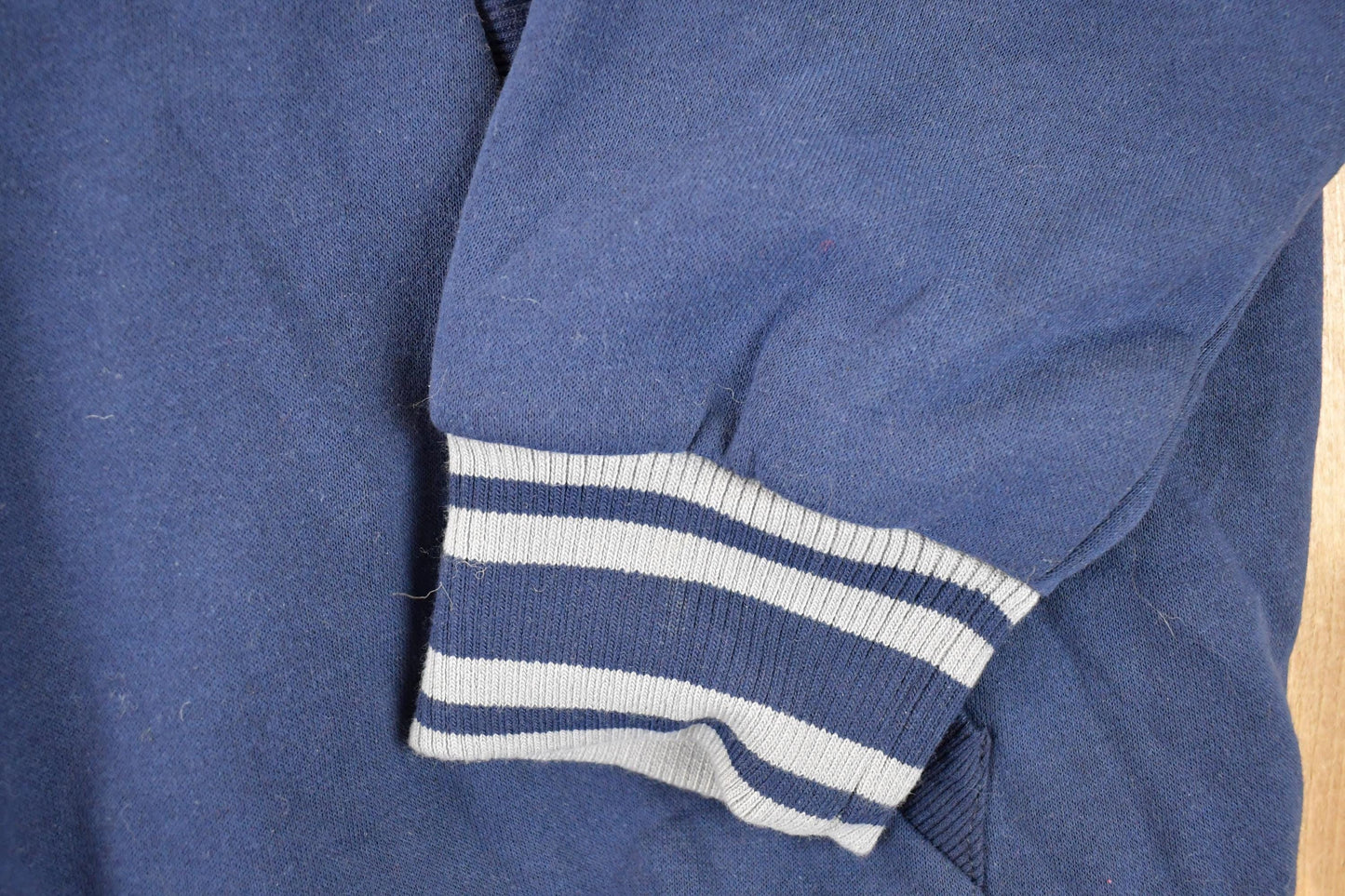 Vintage 1990s Deadstock Penn State University Nittany Lions Hoodie Sweater Men's L from propervintagecanada