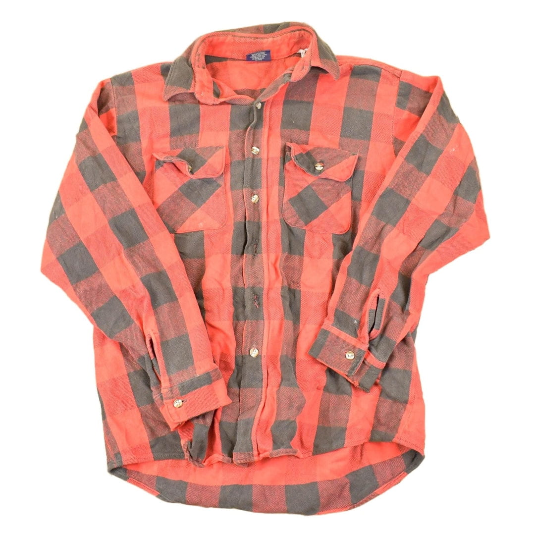Vintage 1990s Dee Cee Plaid Button Up Shirt Men's L from propervintagecanada
