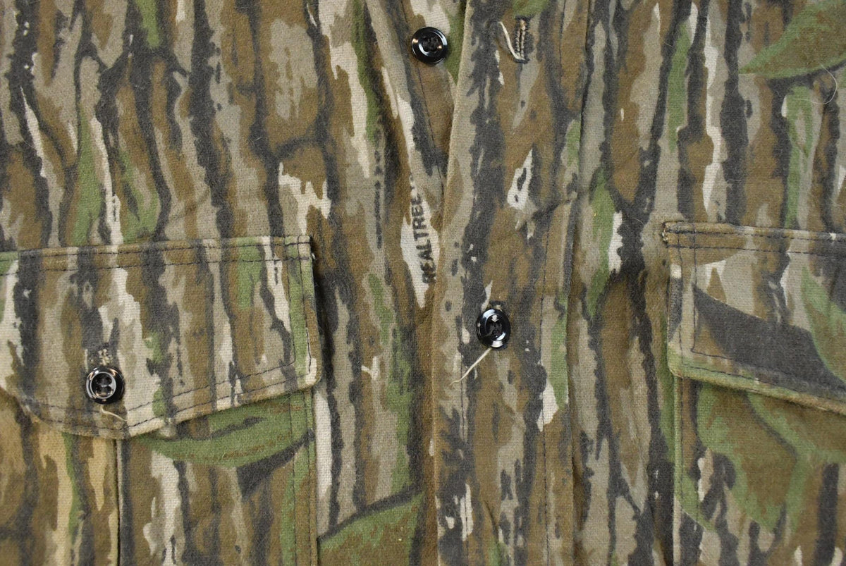Vintage 1990s Deerskin Real Tree Camo Button Up Shirt Men's M from propervintagecanada