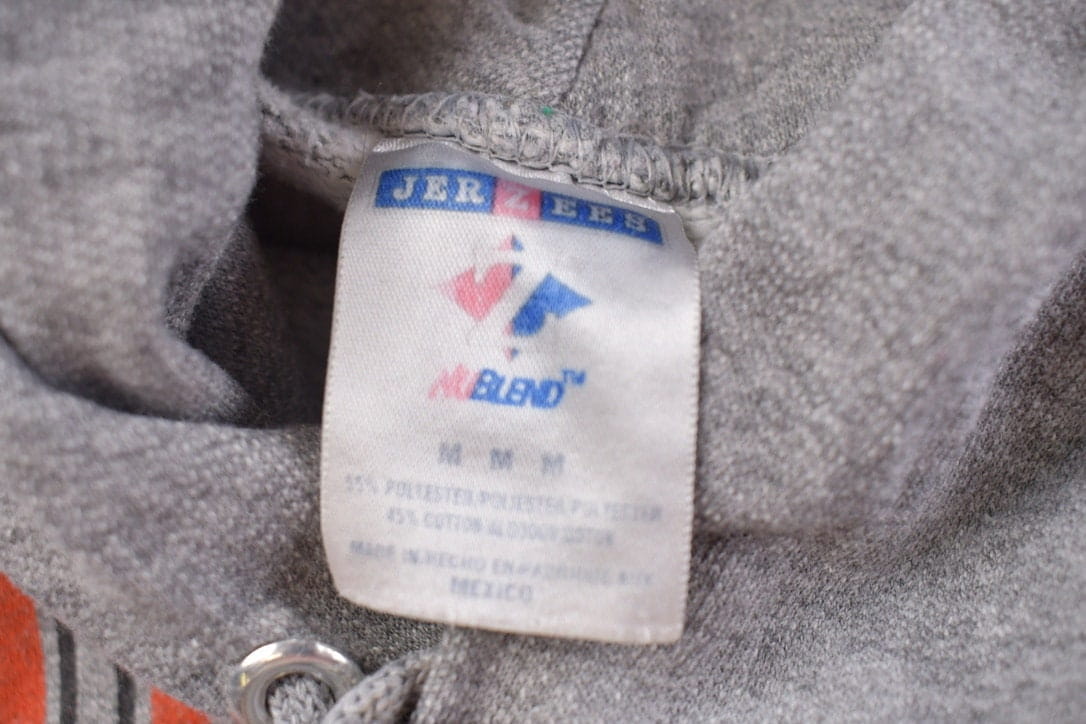 Vintage 1990s Delaware Hayes Pacers Collegiate Crewneck Men's S Short from propervintagecanada