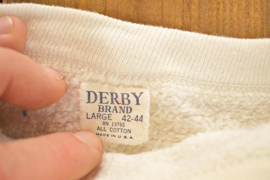 Vintage 1990s Derby Brand Sleeveless Blank Crewneck Sweatshirt Men's M from propervintagecanada